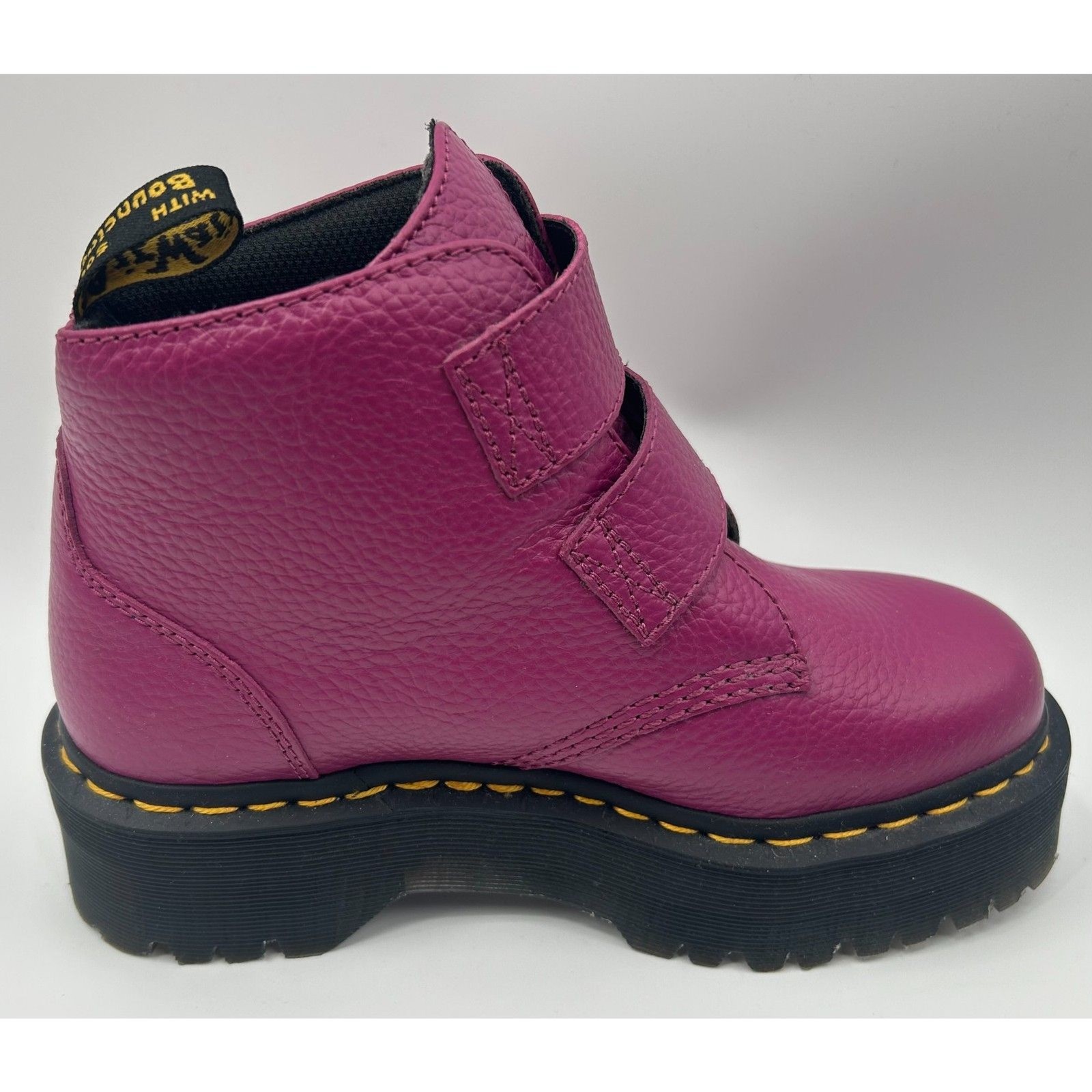 Dr. Martens Pink Devon Heart Leather Platform Boots Milled Nappa Size 7 image 5