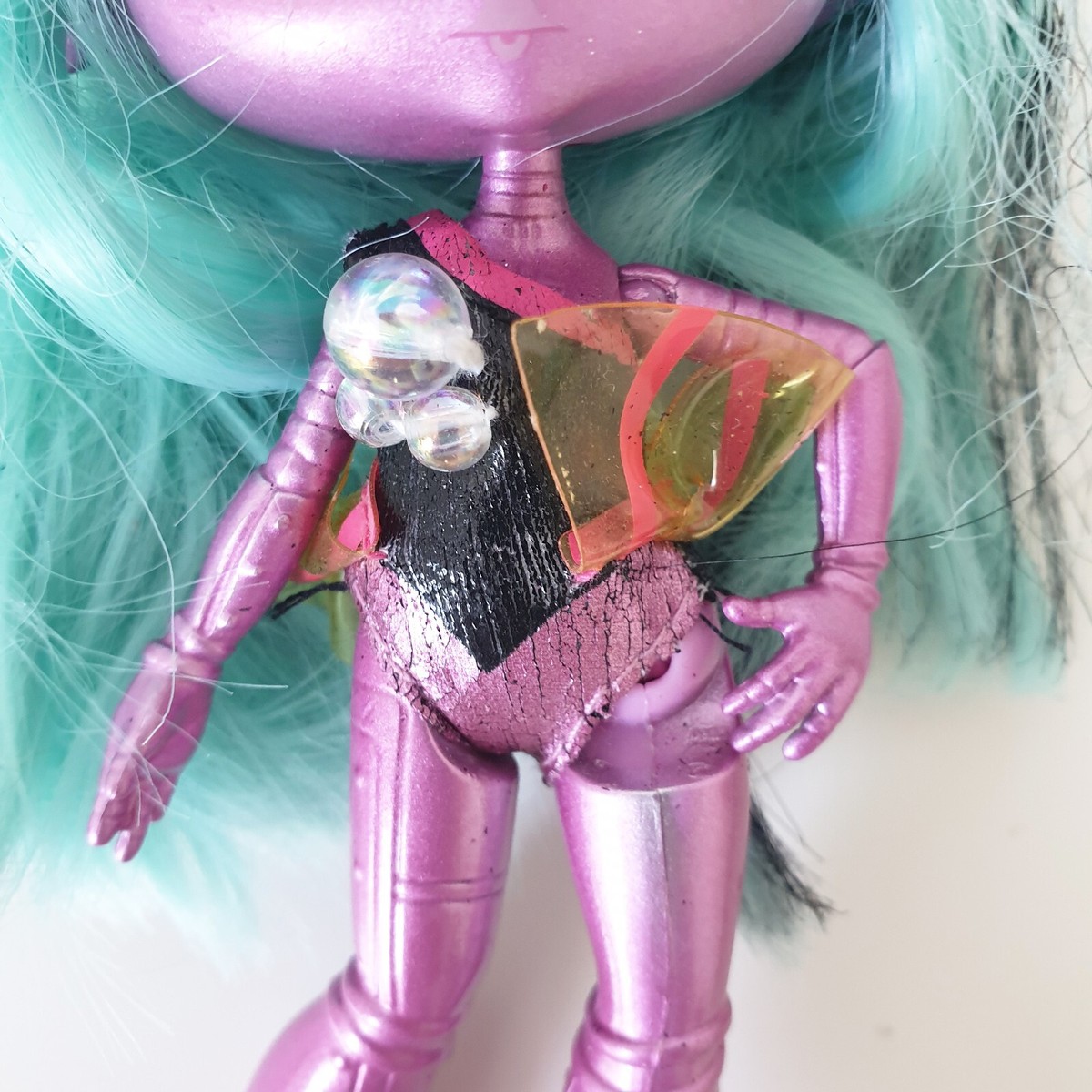 Novi Stars Mae Tallick Orbit Beach Doll MGA Purple Body Blue Hair 
