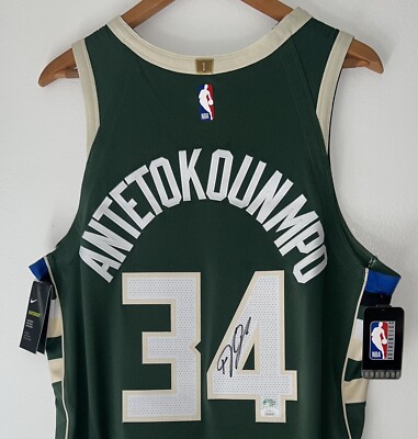 Giannis Antetokounmpo Signed Bucks Nike Vaporknit NBA