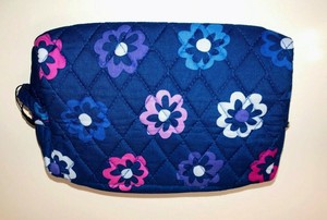 tapestry makeup bolsa