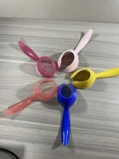 Tupperware Egg Lifter Holder Scoop Set of 2 Free Shipping New!