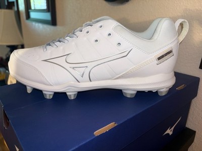 Mizuno Womens Finch Elite 5 Softball Cleats Molded Size 9 (NEW IN BOX)