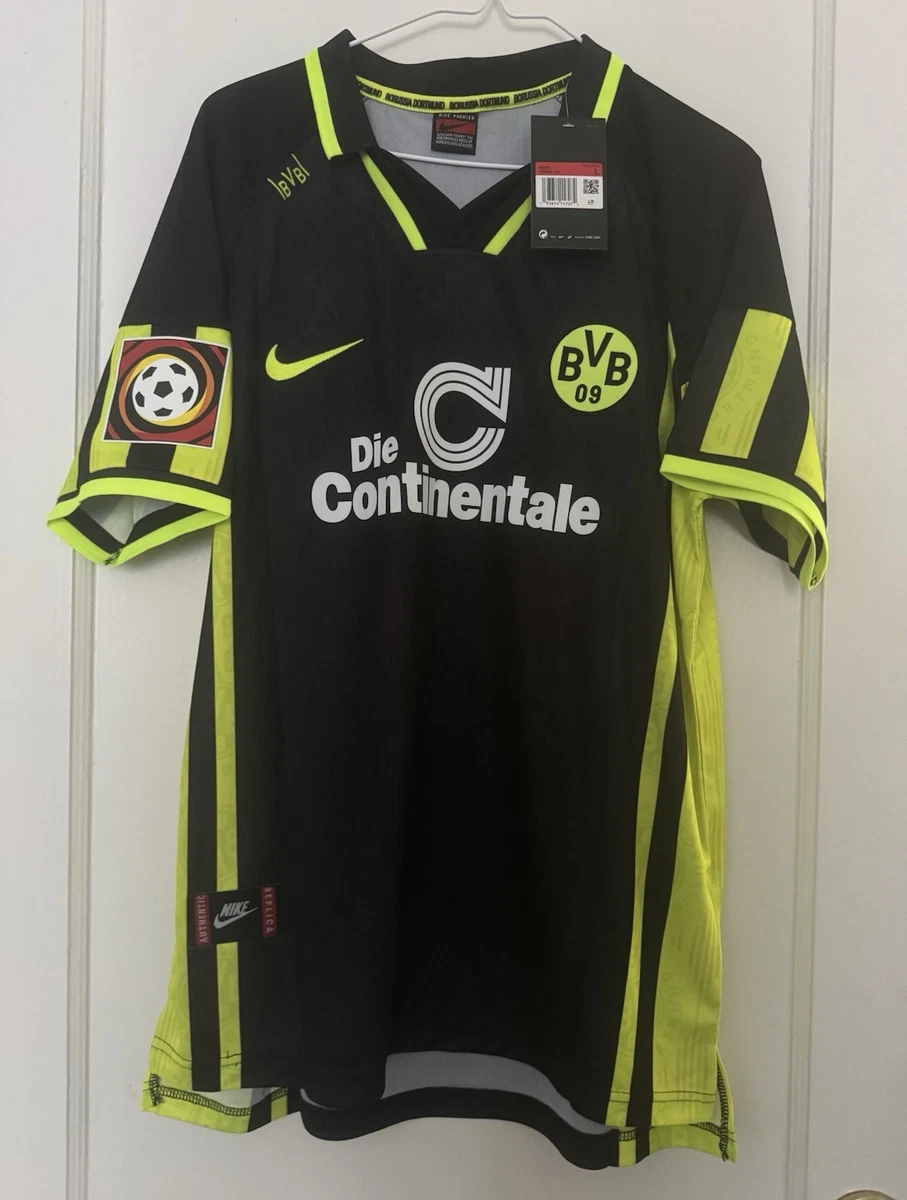 25+ Nike Borussia Dortmund International Club Soccer Fan Apparel
