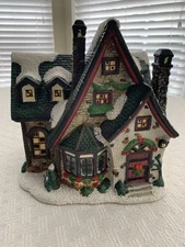 St Nicholas Square Village Collection “Grandma’s House” 2003 Retired READ