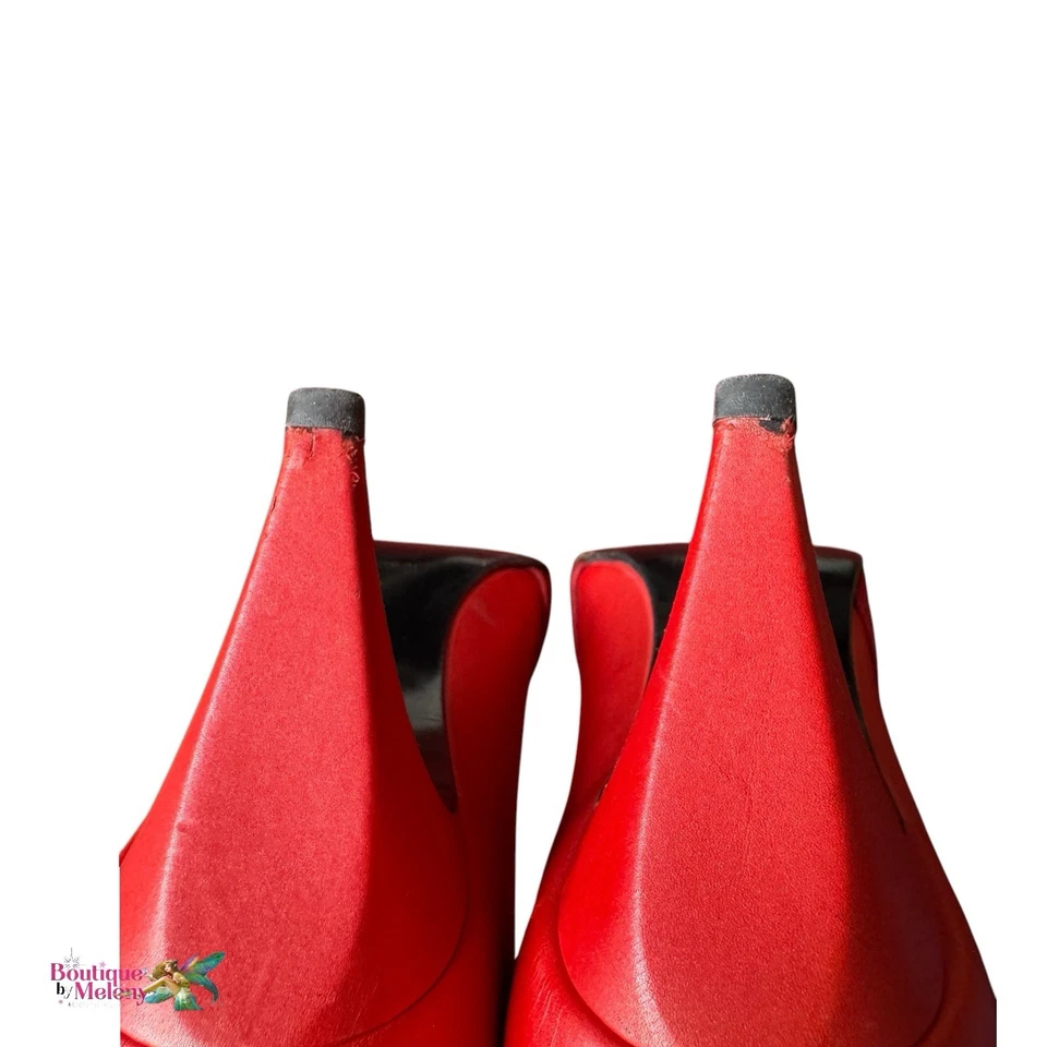 Zapatos de tacón de gamuza de cuero rojo Ellen Tracy Italia para mujer talla 9M Foto 4 de 4