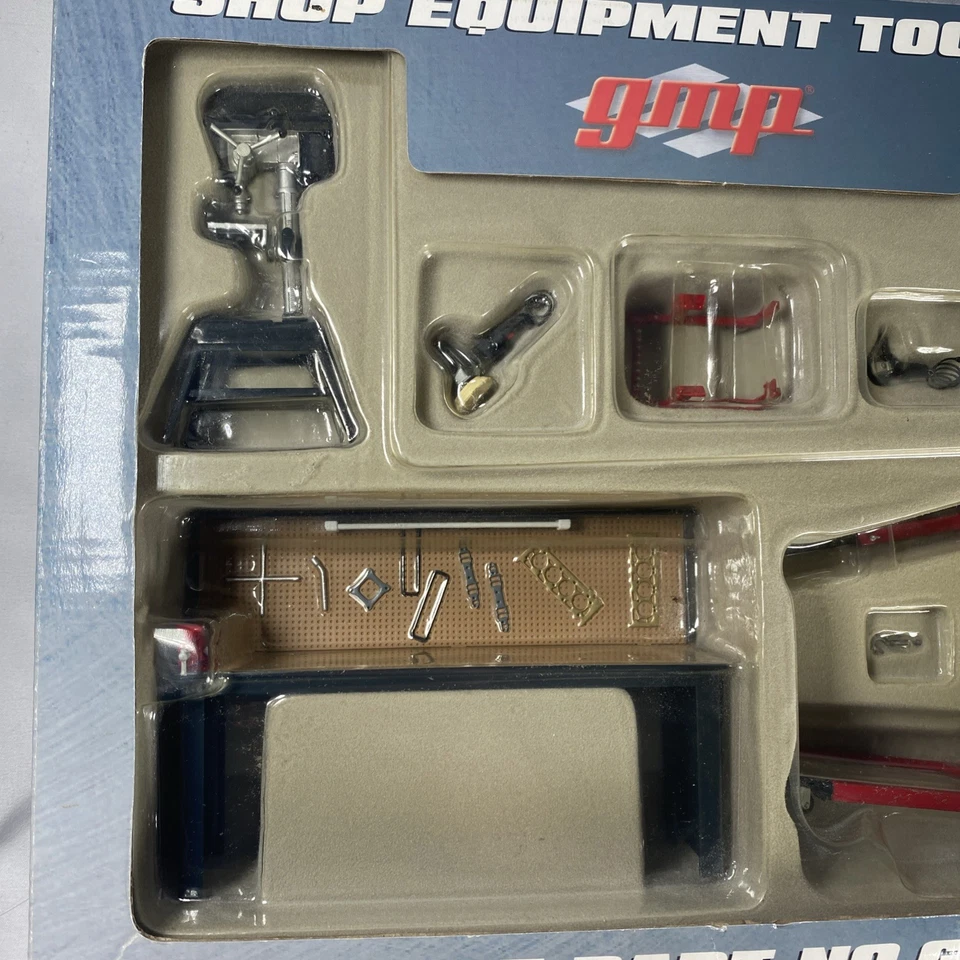 GMP Peachstate 1/18 Profesional Shop Equipment Tool Set, #G1800144 - Image 3 of 4