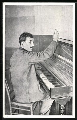 AK Gabriel Paradis apprend la profession d´accordeur de pianos, La Famille du R 