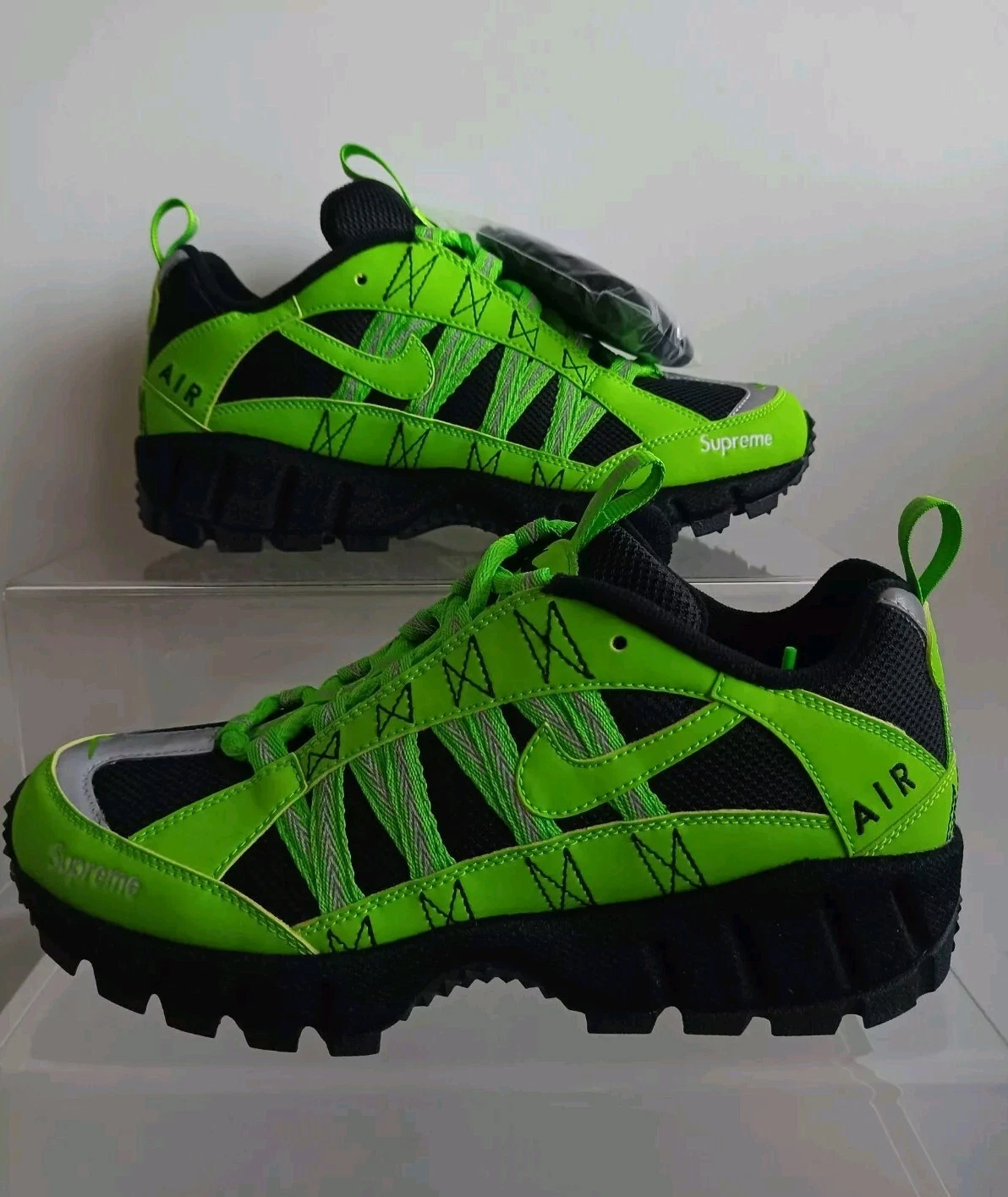 SUPREME x NIKE AIR HUMARA '17, « vert action » TAILLE UK 6, 40,5 (924464 300)