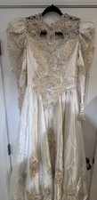 VINTAGE ALFRED ANGELO CUTOUT BACK LONG SLEEVES WEDDING GOWN SIZE 10 Damaged