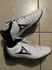 Pirma Authentic Leather Indoor Soccer Shoes Size 9.5