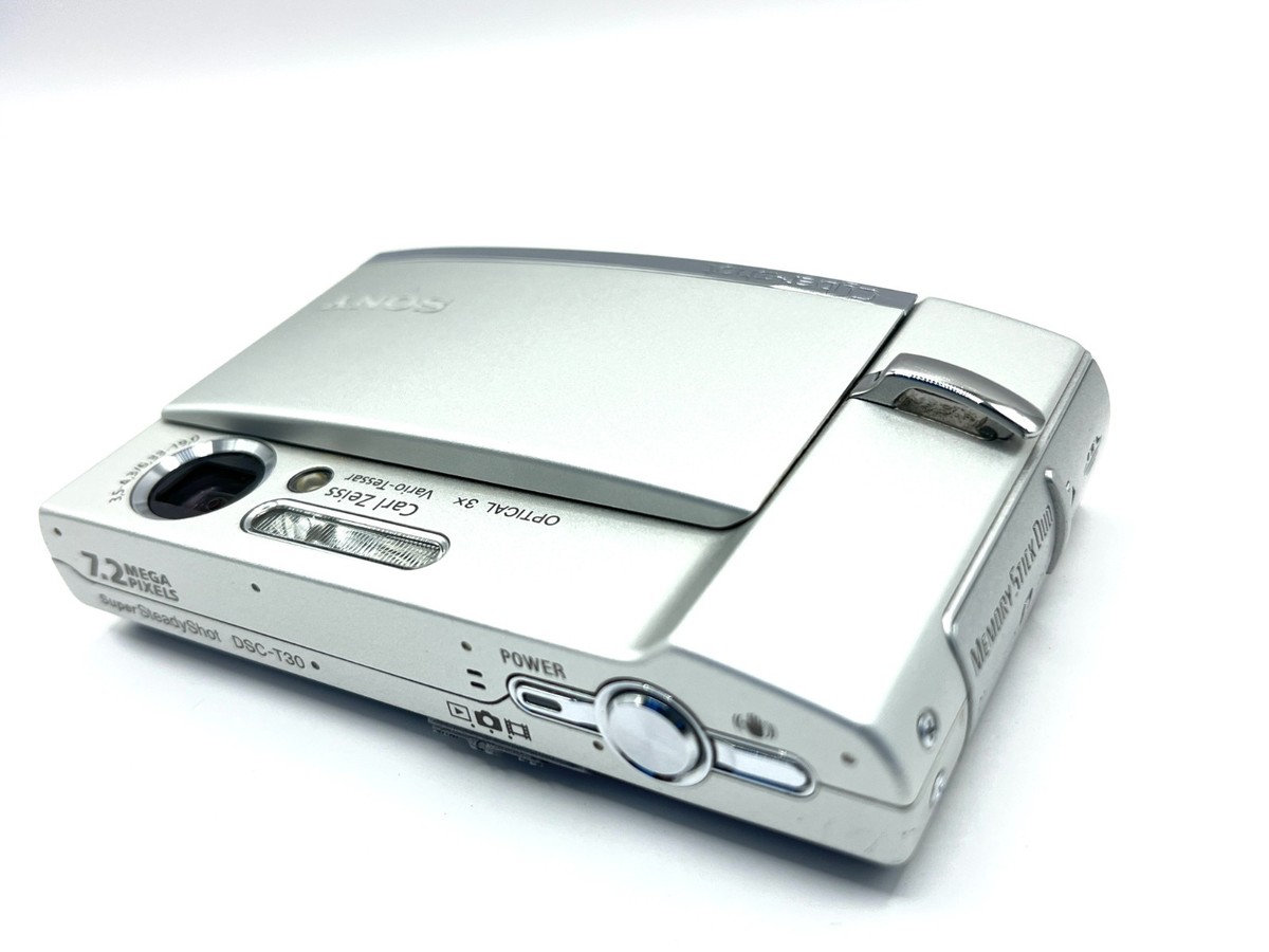 Sony Cyber-shot DSC-T30 Silver 7.2MP Digital Camera w/Battery