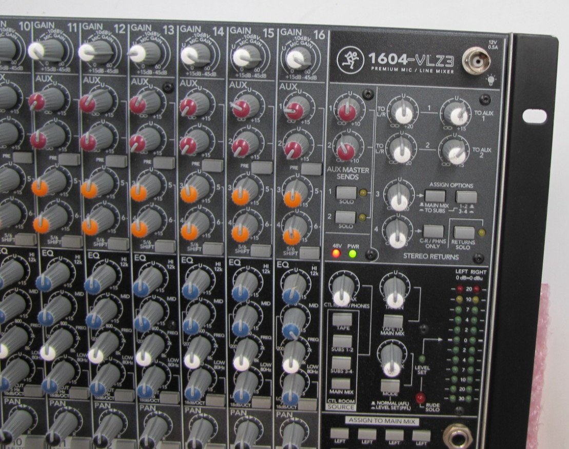 Mackie 1604-VLZ3 16-Channel Analog Mixer Mic/Line Console – Powers