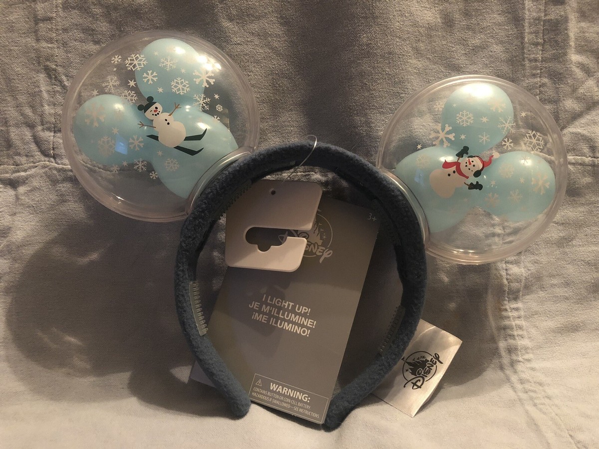 Walt Disney Parks Christmas Mickey Snowflake Light Up  display picture 1