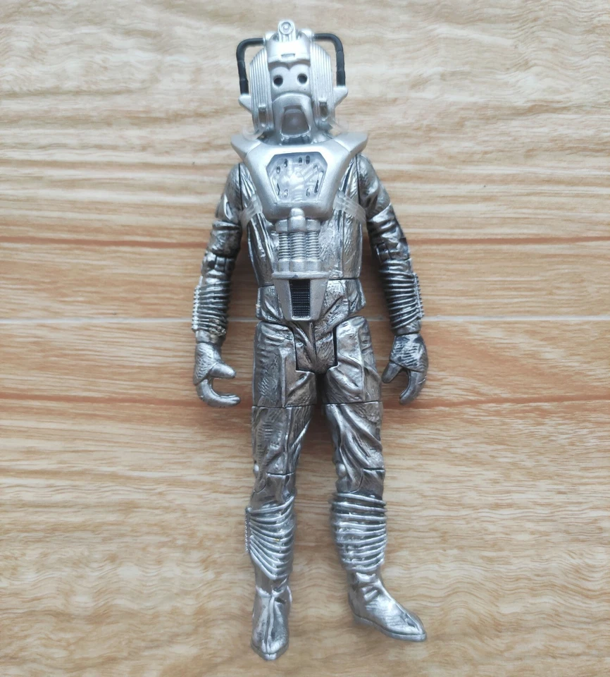 Figura de acción Doctor Who Cyberman 5,5" antigua suelta A2 Foto 2 de 4