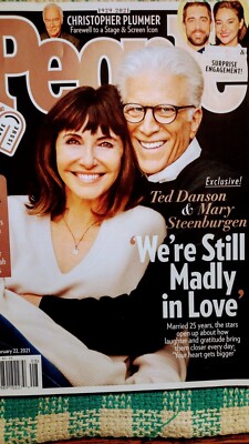 People Magazine - February 22, 2021 Ted Danson & Mary Steenburgen