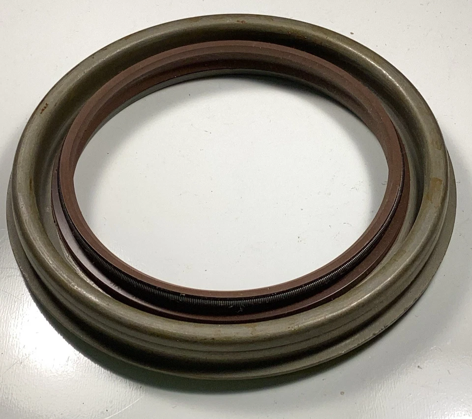 National Seals 2005 2006 Ford F250 F350 Wheel Seal BRS-113 5C34-1175-BA NOS NIB - Image 4 of 4