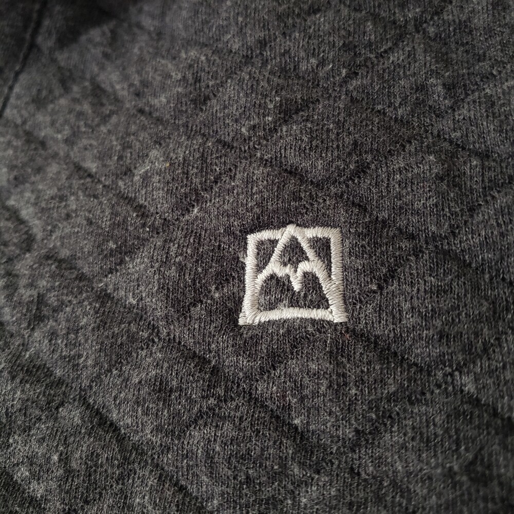 Avalanche Quilted Pullover M - image 2