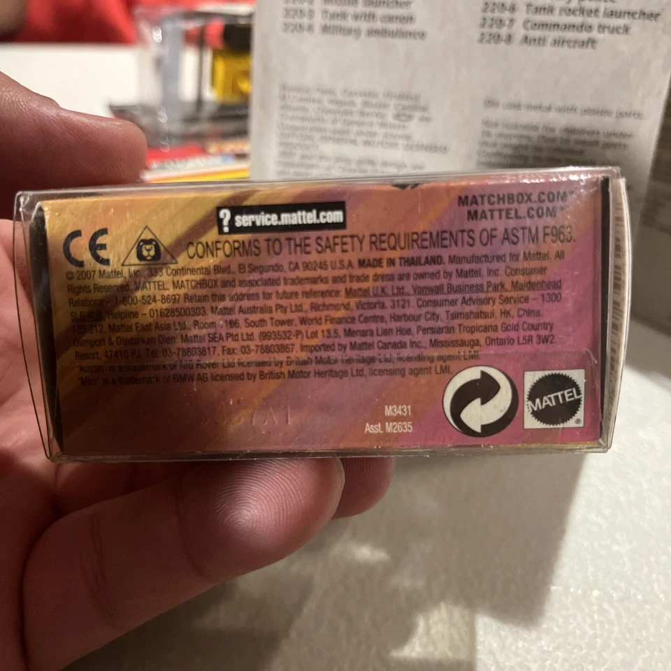 MATCHBOX 2008 SUPERFAST '65 AUSTIN MINI VAN PURPLE - Image 4 of 4