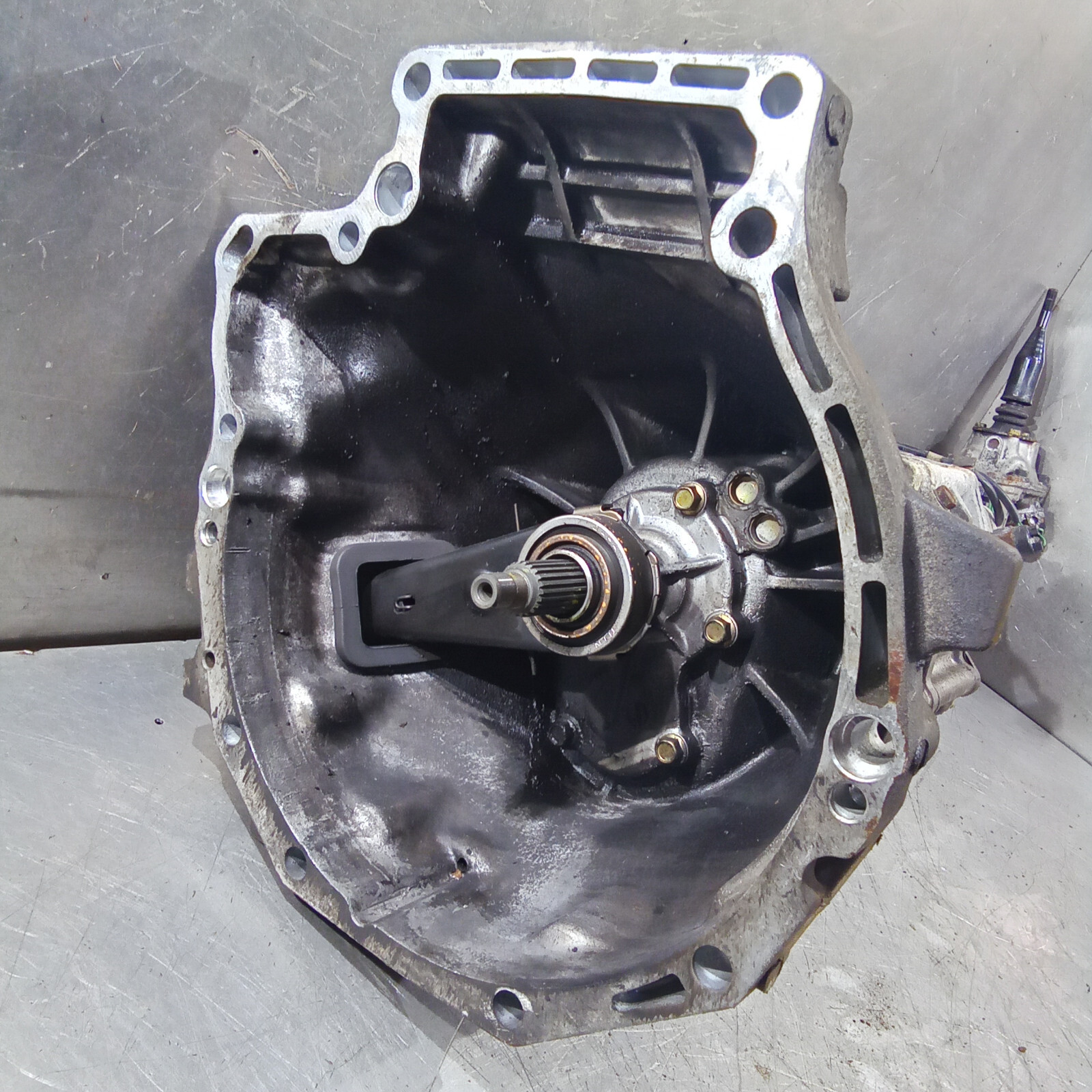 Mazda MX5 MX5 Mk2/2.5 19982005 Five Speed Manual M526 Gearbox