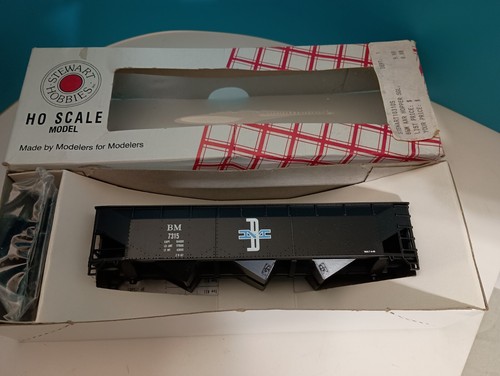 KIT COMPLETO STEWART HO 70 TONELADAS OFFSET 9 PANELES TRIPLE TOLVA BOSTON MAINE BM 7315 | Condition: New
