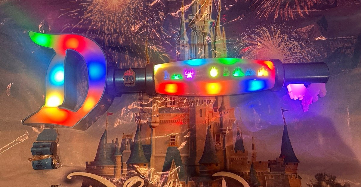 Disneyland 70th Anniversary Interactive Key KEY ONLY Full Light 