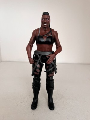 WWE EMBER MOON MATTEL WRESTLING SPIELZEUG ACTIONFIGUR BASIC SERIE 125