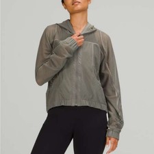 NEW Lululemon Relaxed Fit Mesh Jacket size 10