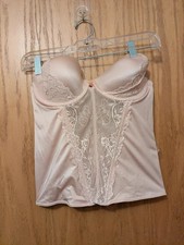 An elegant strapless Gel pad bustier