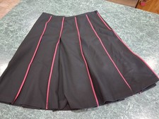 INC International Concepts Black Red Trim pleated Circle Skirt Sz 2 Vamp Preppy