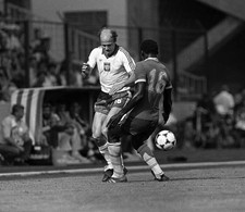 1982 World Cup Cameroon 0 v Poland 0 Poland s Grzegorz Lato is tac- Old Photo