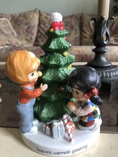 Flambro Gentle treasures music box Season’s Warmest greeting Christmas 