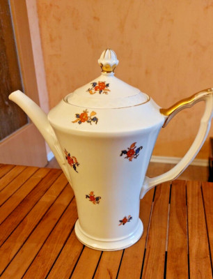 Sorau Carstens Porzellan Kaffeekanne Serie Astoria Art Deco