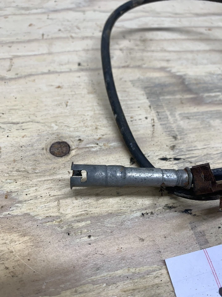 Ford Mustang Mercury Capri 1979-1993 carrocería de zorro guardabarros radio antena conector cable Foto 2 de 4