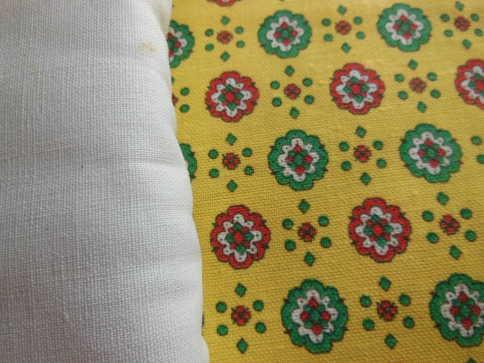 Ancien coupon tissu jaune sachet lavande 2 mètres / 1m 30 possible plus de 4 m - Photo 3/4