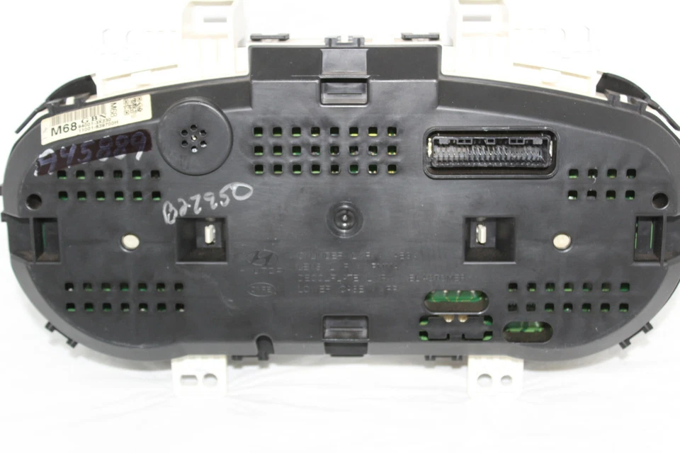 Cuadro de instrumentos velocímetro panel de instrumentos Hyundai Elantra Sdn. 2011 49.543 millas Foto 2 de 4