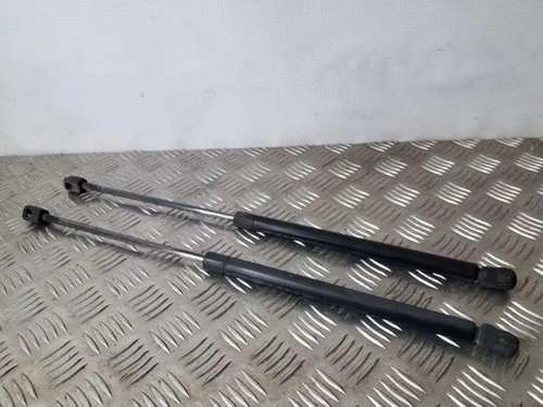 VW GOLF III 1H1 Heckklappe Gasdruckfeder links 1H6827550A 1.90 Diesel 25146031