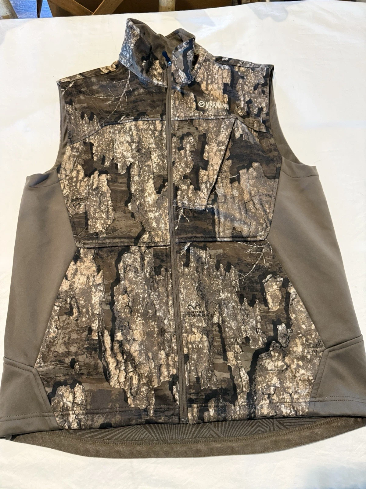 Magellan Realtree Timber Camouflage Vest Men’s Large Softshell Outdoors