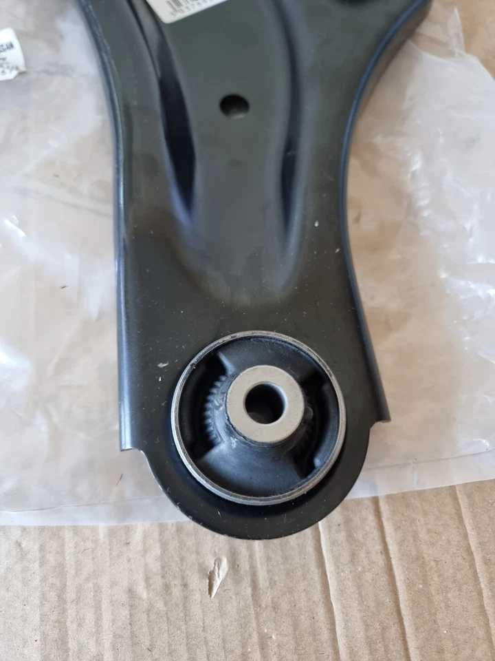 New OE Front Lower Left Track Control Arm AST2352 Fits Nissan 545011KA0A - Image 2 of 4