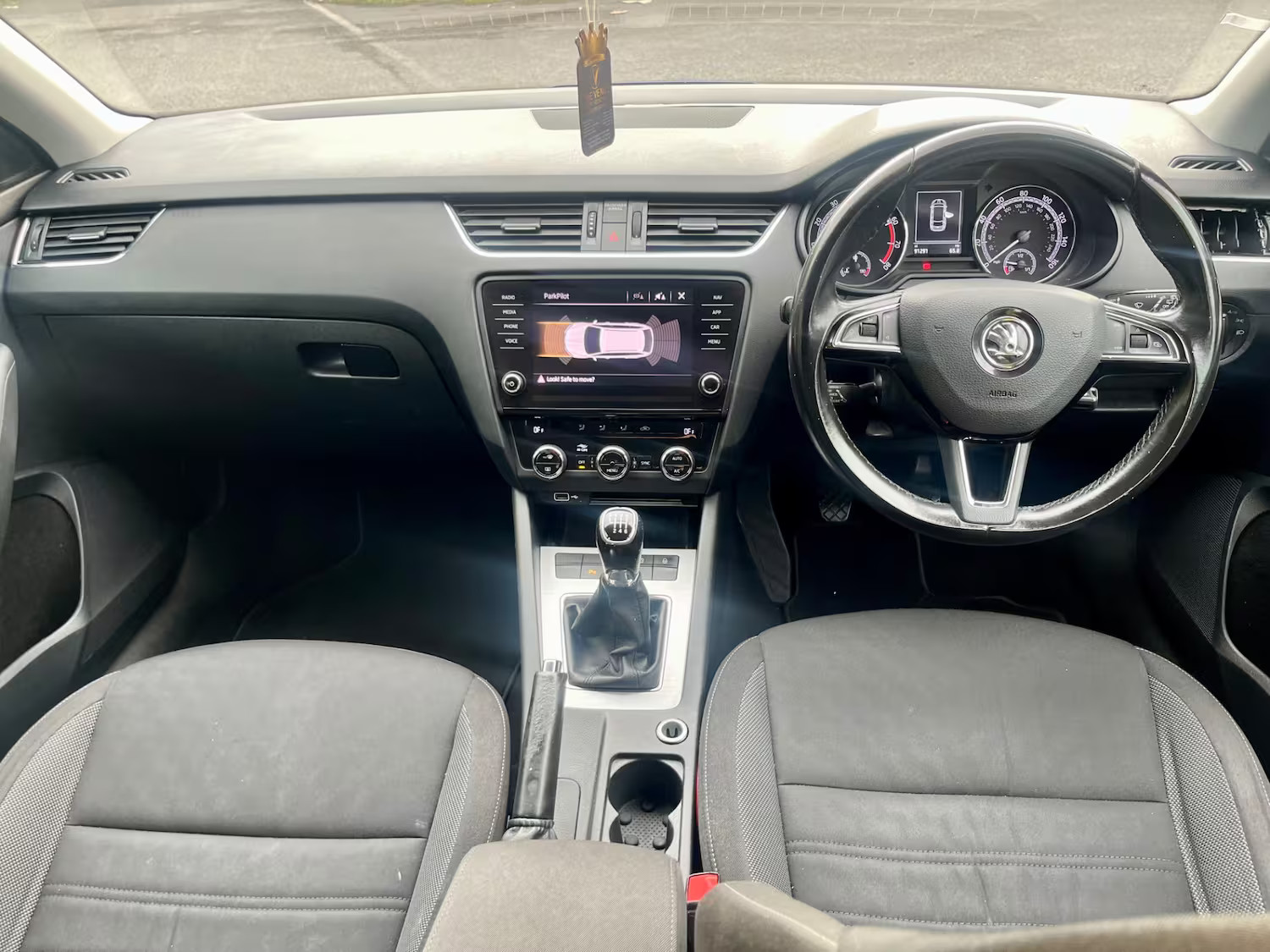 2020 Skoda Octavia, photograph 9