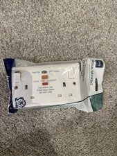 BG Nexus 822RCD - 2 Gang Twin RCD Protected 13 Amp Switched Plug Socket Slimline