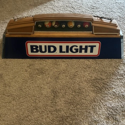 VINTAGE 1983 BUDWEISER BUD LIGHT BEER POOL BILLIARDS TABLE LIGHT