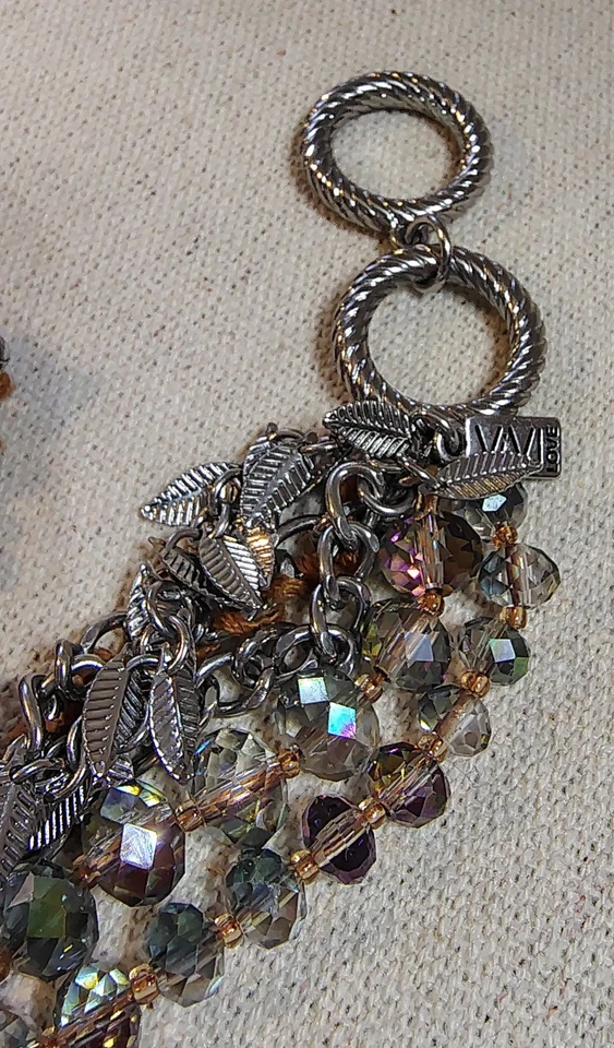 Pulsera Vivi Love Cinco Hilos Hojas Plata, Aurora Boreal Y Cadena Foto 3 de 3