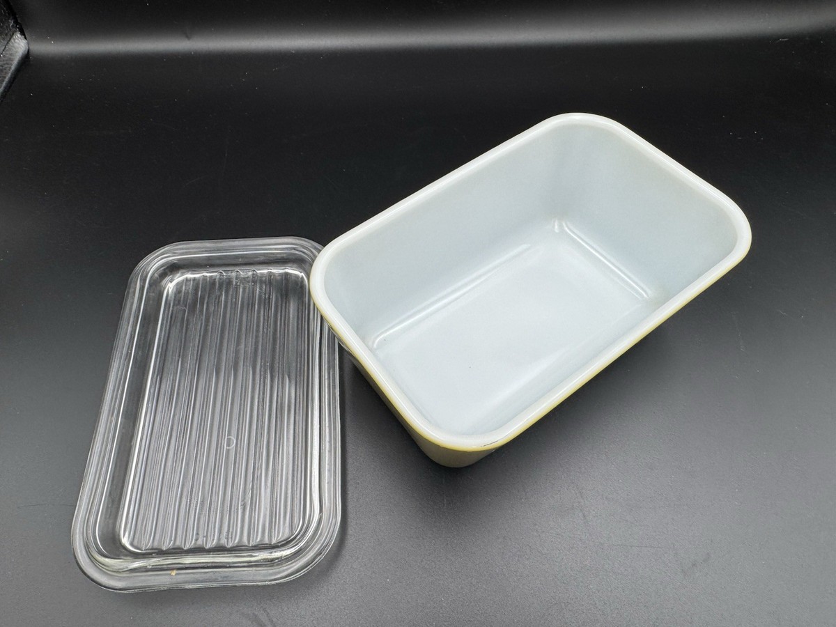 Old Pyrex ターコイズ　ミルクグラス　冷蔵庫ディッシュ Old Pyrex ターコイズ ミルクグラス 冷蔵庫ディッシュ 【公式通販】