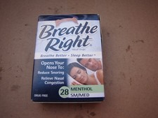 Breathe Right Menthol Nasal Strips 28 Small Medium Strips OLD NEW STOCK