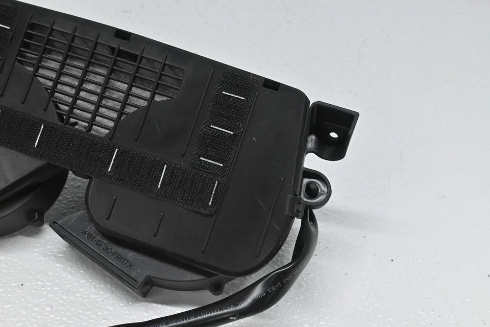 Rear Seat Climate Controlled Fan Power Unit OEM BMW F02 F01 750i 740i 2009-15 - Image 3 of 4
