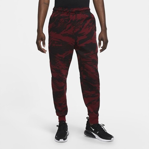 Nike Tech Fleece Camo Red