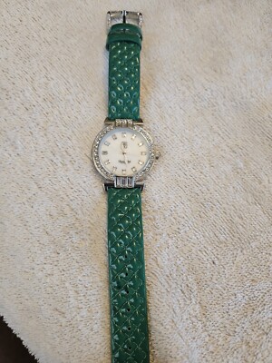 victoria wieck beverly hills watch /nice/ with new battery