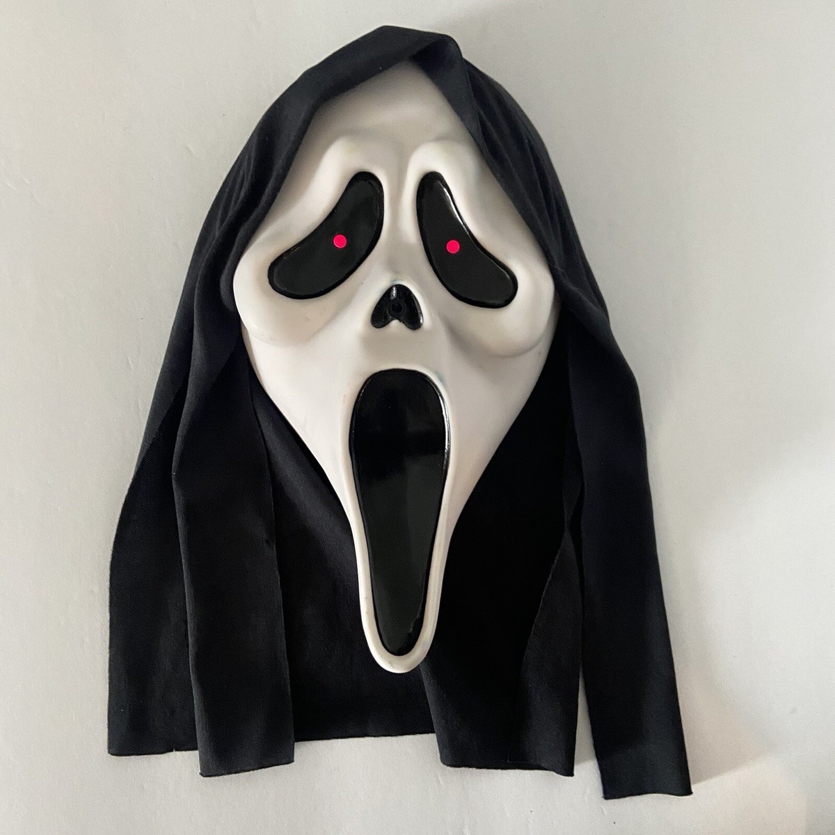 Vintage Ghostface Scream Mask Motion Sensor Wall/Door Decor