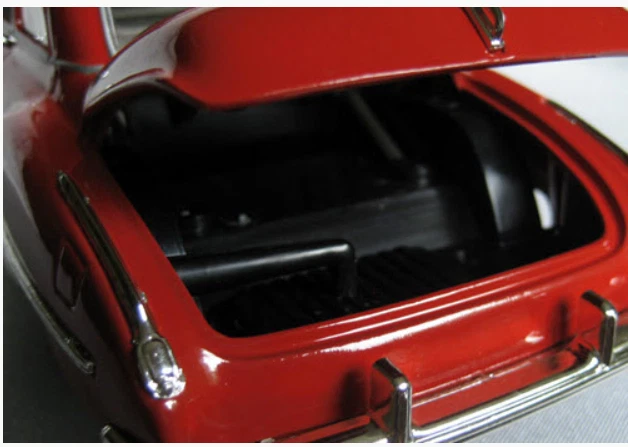 Action 1998 Red Byron #22 Overseas Motors 1949 Olds Rocket NASCAR diecast em escala 1/24 - Imagem 4 de 4