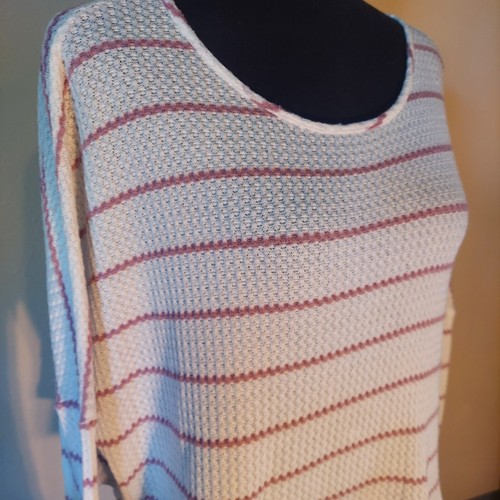 Paper Crane Sweater SMALL Long Sleeve White Pink Pullover Lightweight - Picture 3 of 8